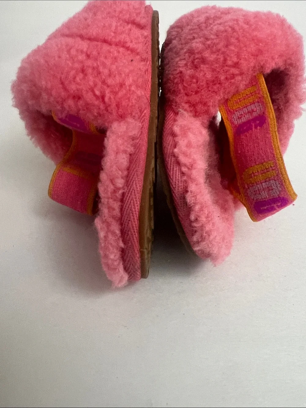 UGG Kids Coral Pink Fluff Slide Sandals Sz 6